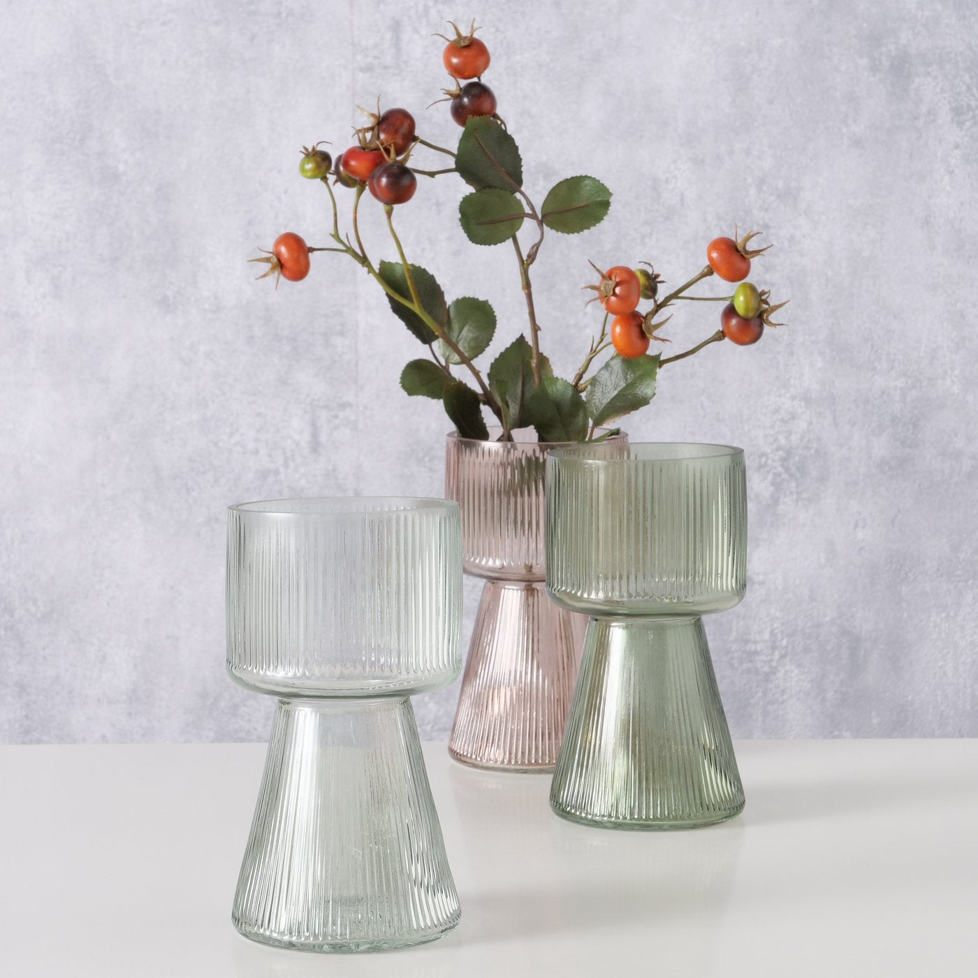 Glas-Vase Imano mit geriffelter Oberfläche in Grün