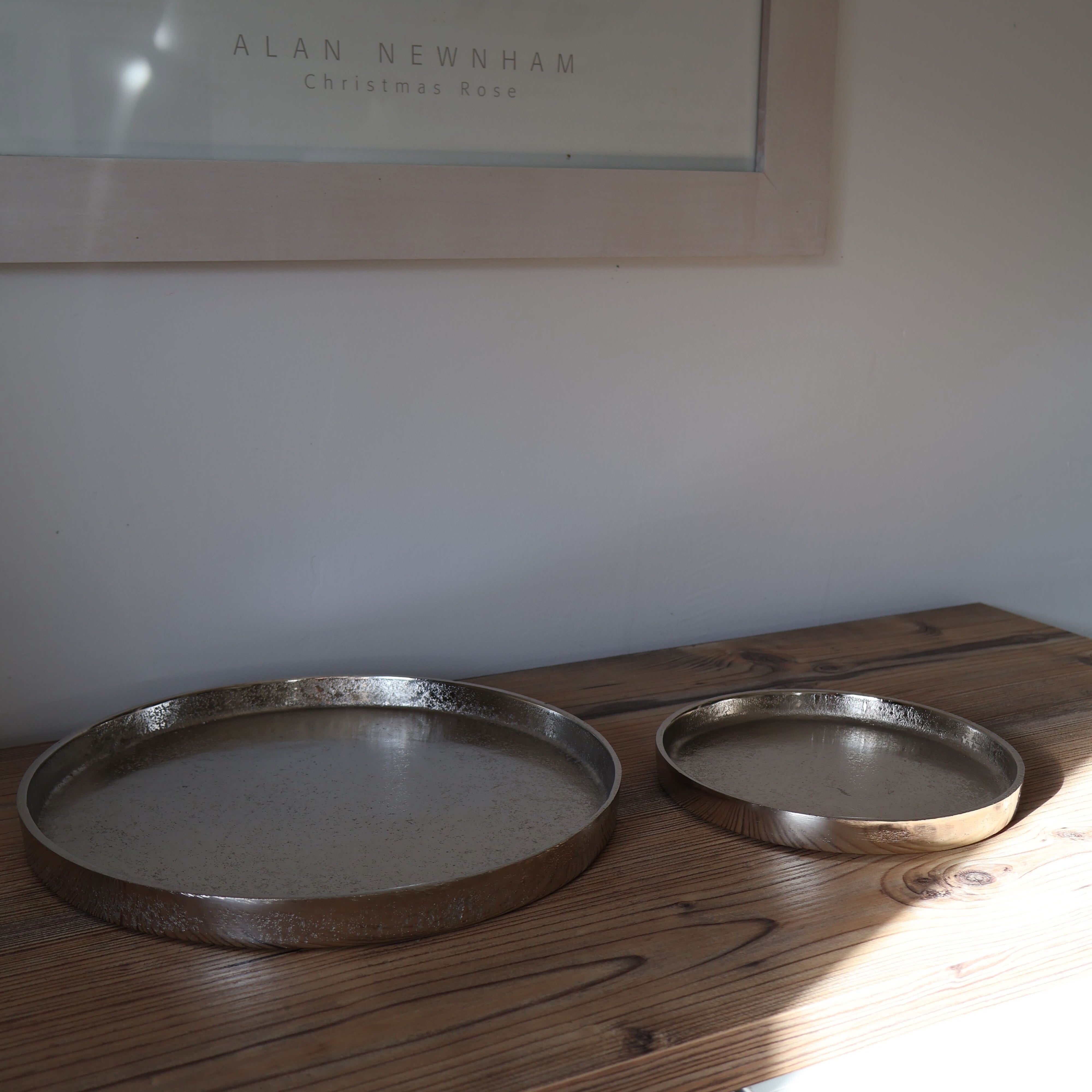 Rundes Deko-Tablett Valomi im Duo in Silber