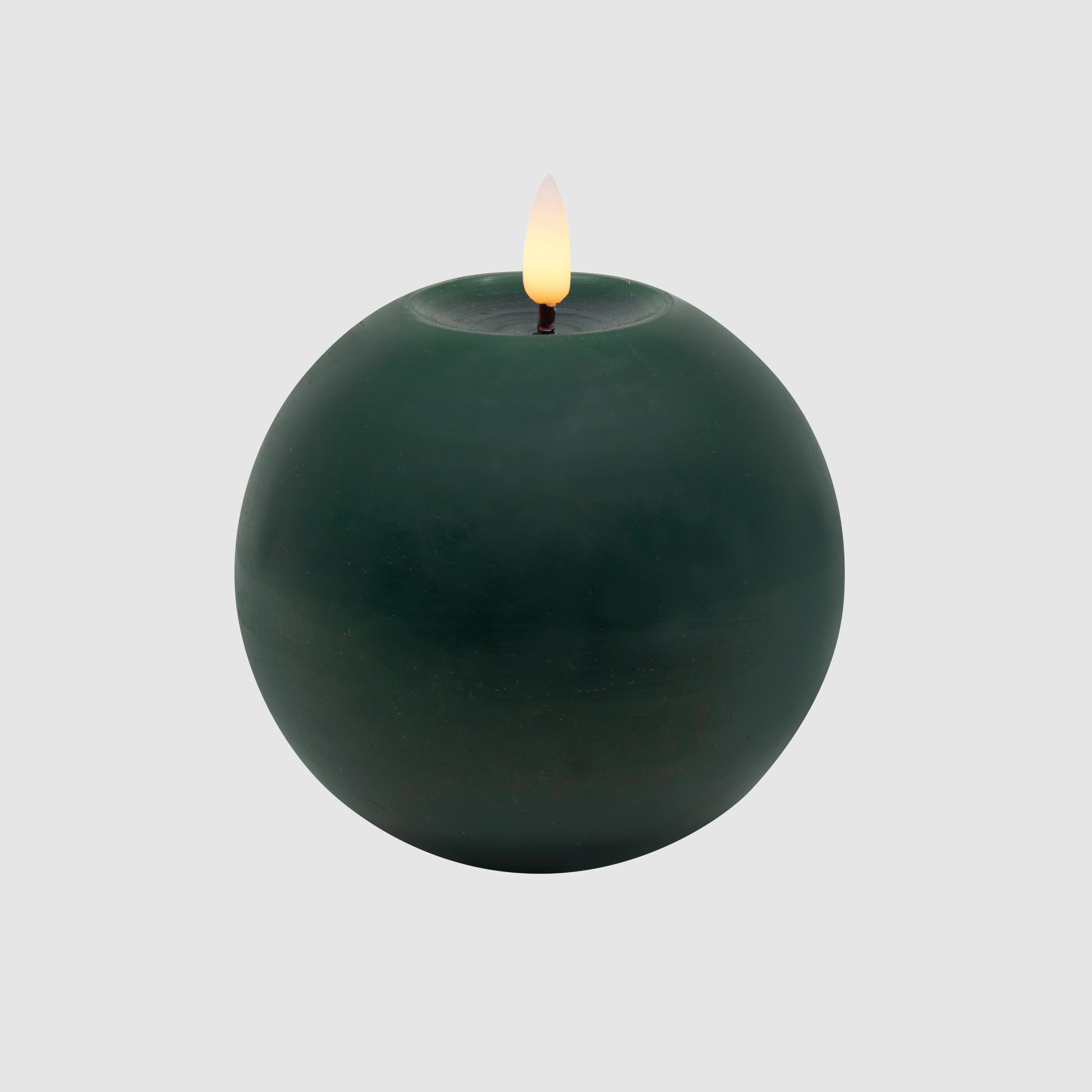 LED Kugelkerze aus Echtwachs mit 3D-Flamme in Winter Green Smooth - H 8,5cm